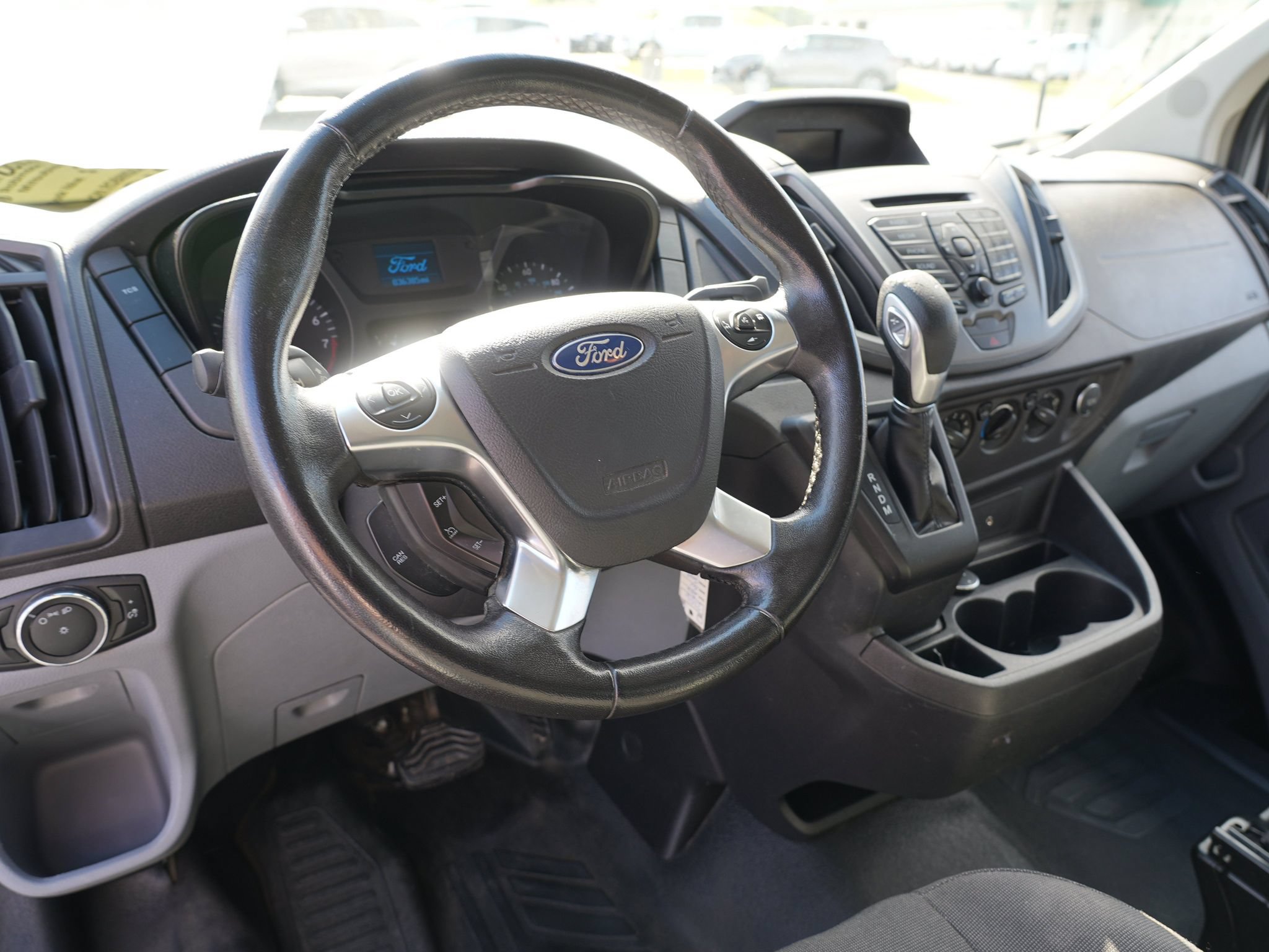 Used 2016 Ford Transit 150 130 Low Roof RWD image 21
