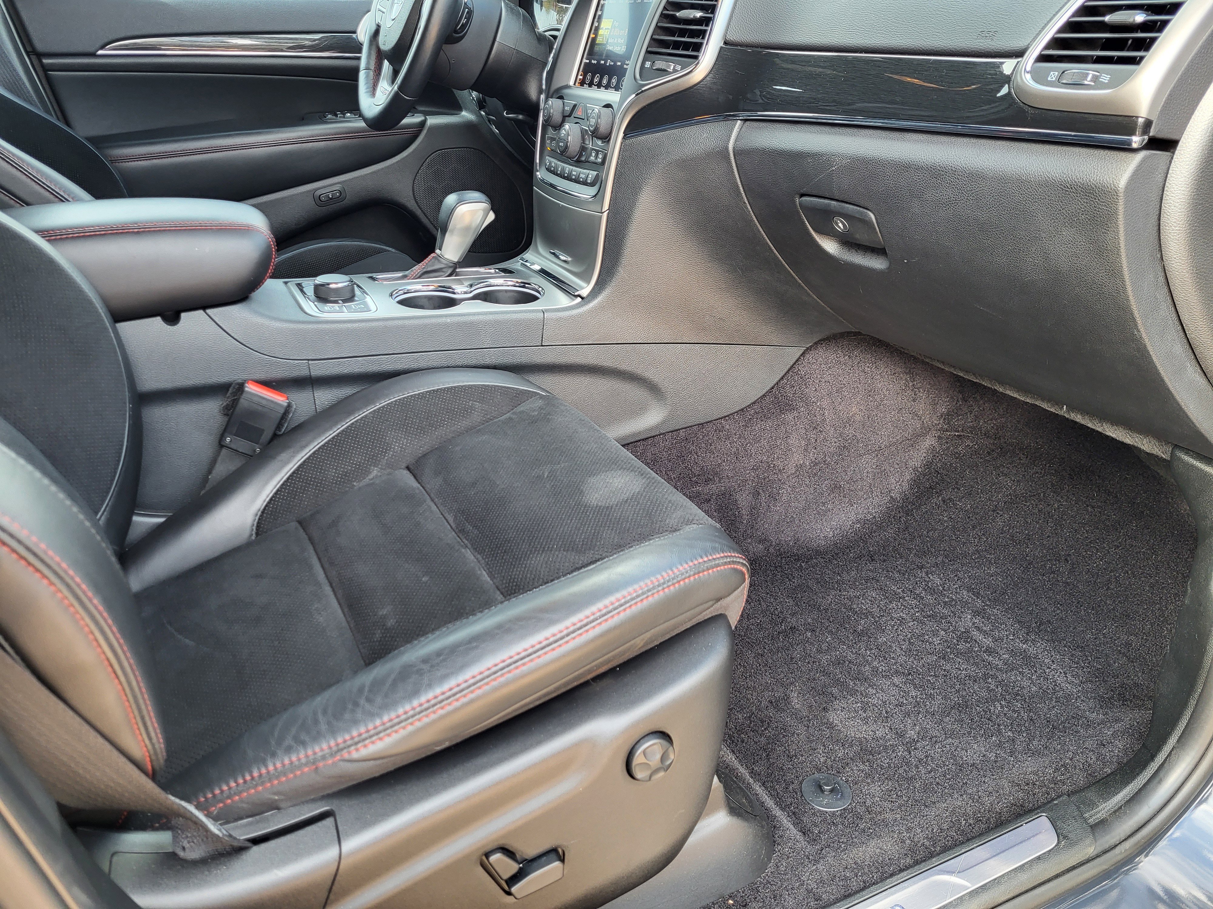 Used 2018 Jeep Grand Cherokee Trailhawk image 17