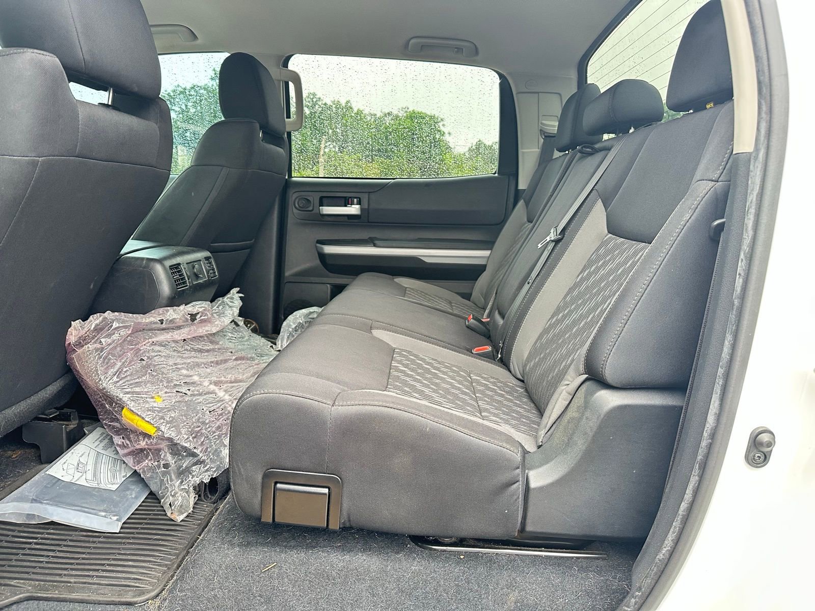 Used 2020 Toyota Tundra SR5 w/ TRD Off-Road Package AWD/4WD image 10