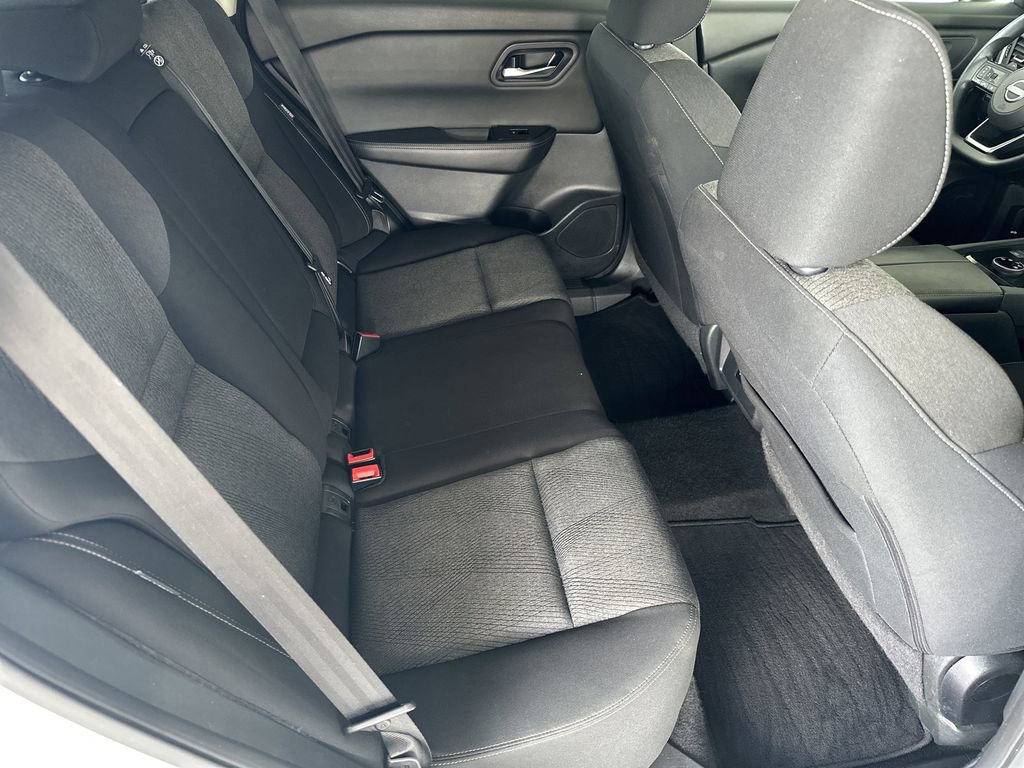 Used 2024 Nissan Rogue SV AWD/4WD image 32