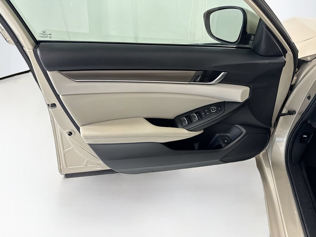Certified 2019 Honda Accord LX image 24