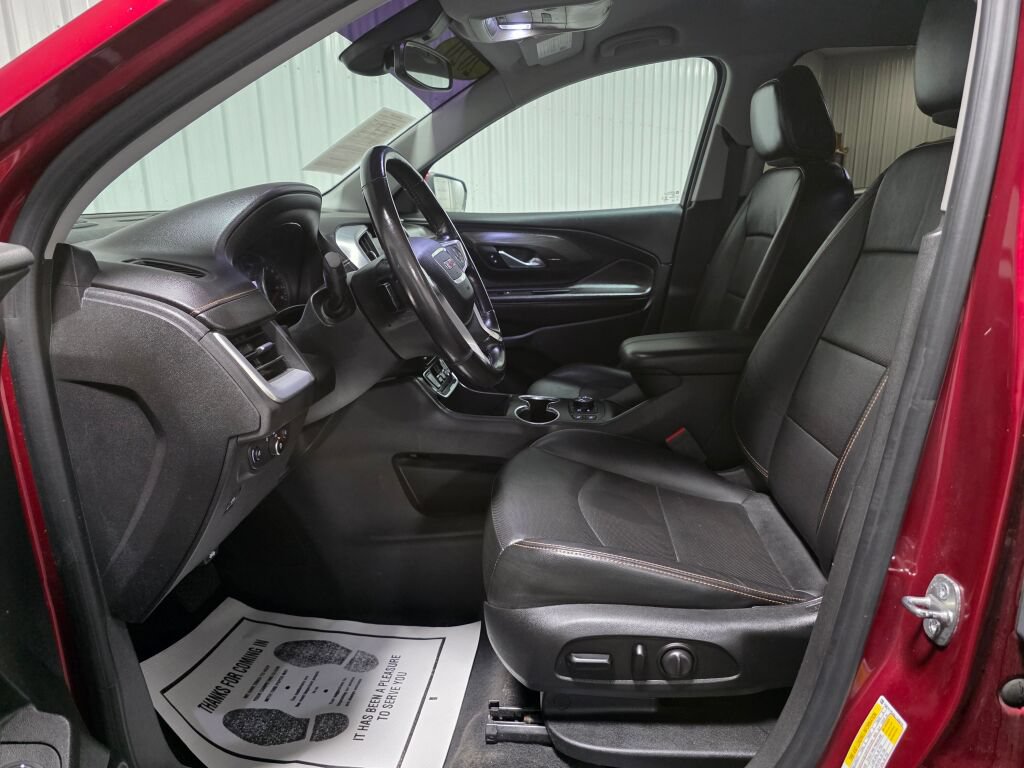 Used 2020 GMC Terrain SLT w/ Preferred Package AWD/4WD image 9
