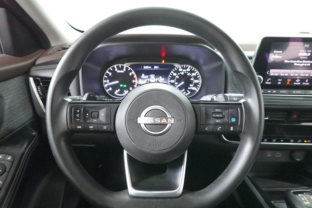 Used 2022 Nissan Rogue SV FWD image 14