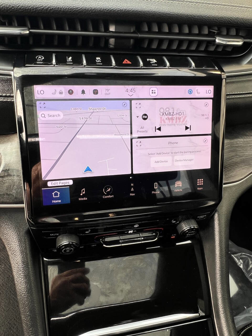 Used 2024 Jeep Grand Cherokee L Limited image 14