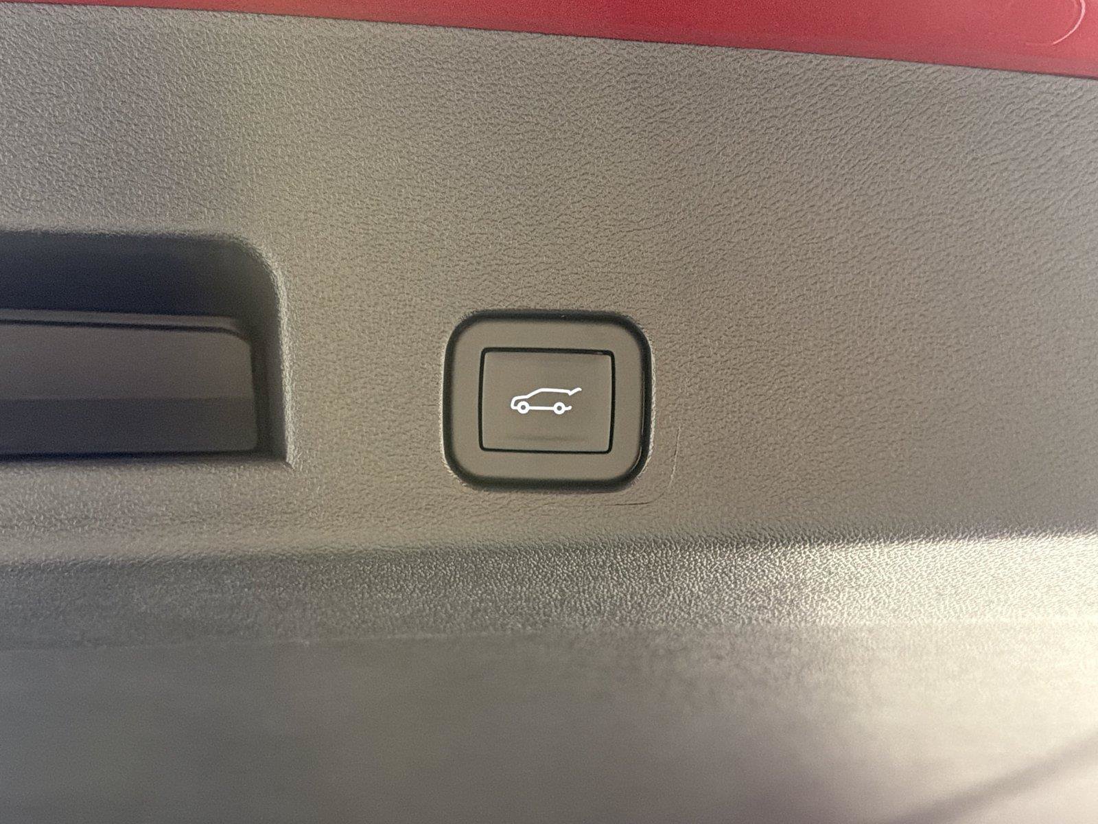 New 2027 GMC Acadia Elevation w/ Black Edition FWD image 17