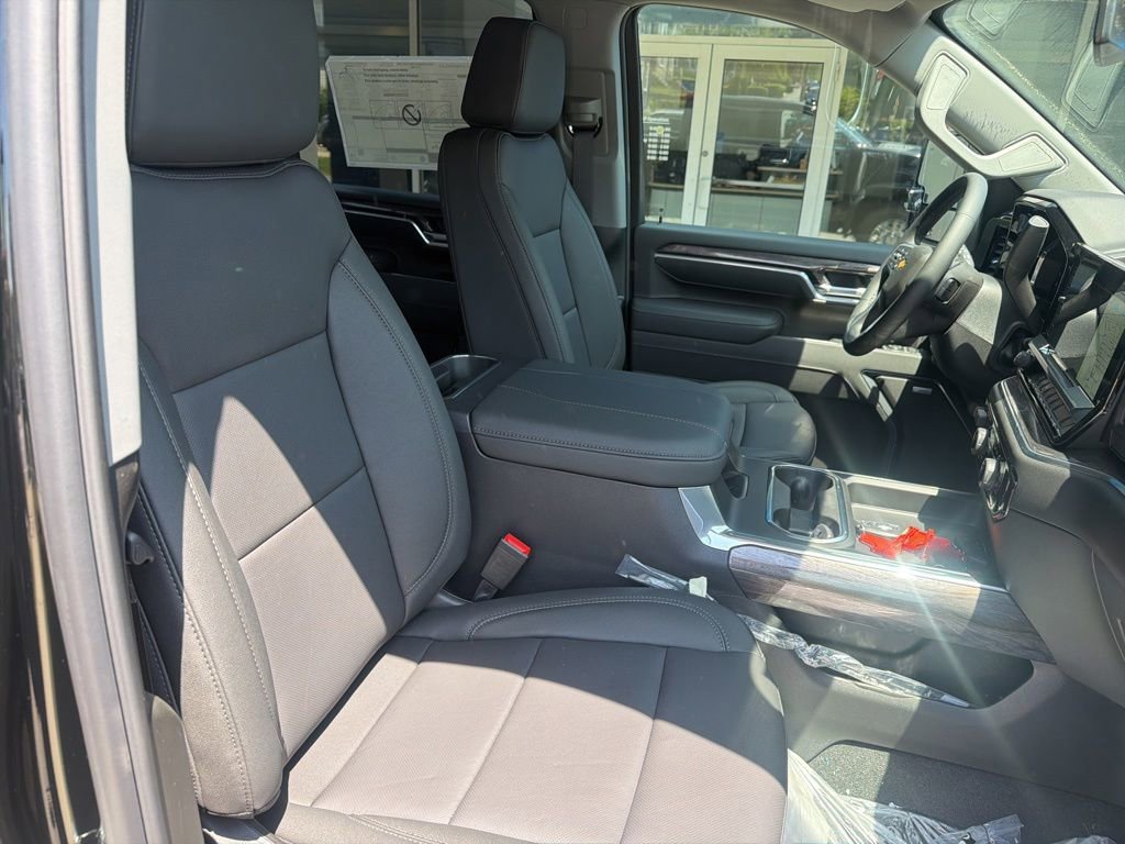 New 2026 Chevrolet Silverado 2500 LTZ w/ LTZ Plus Package AWD/4WD image 23