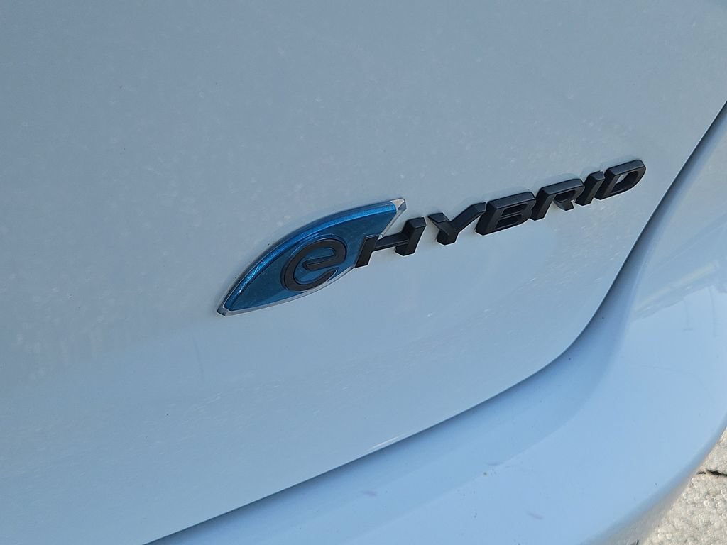 Used 2024 Chrysler Pacifica Limited FWD image 7