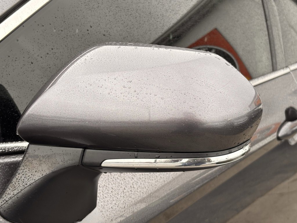 Used 2018 Toyota Camry XLE w/ Audio Package image 15