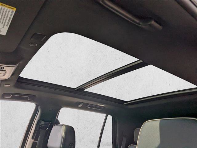 Used 2023 Chevrolet Tahoe Premier image 15