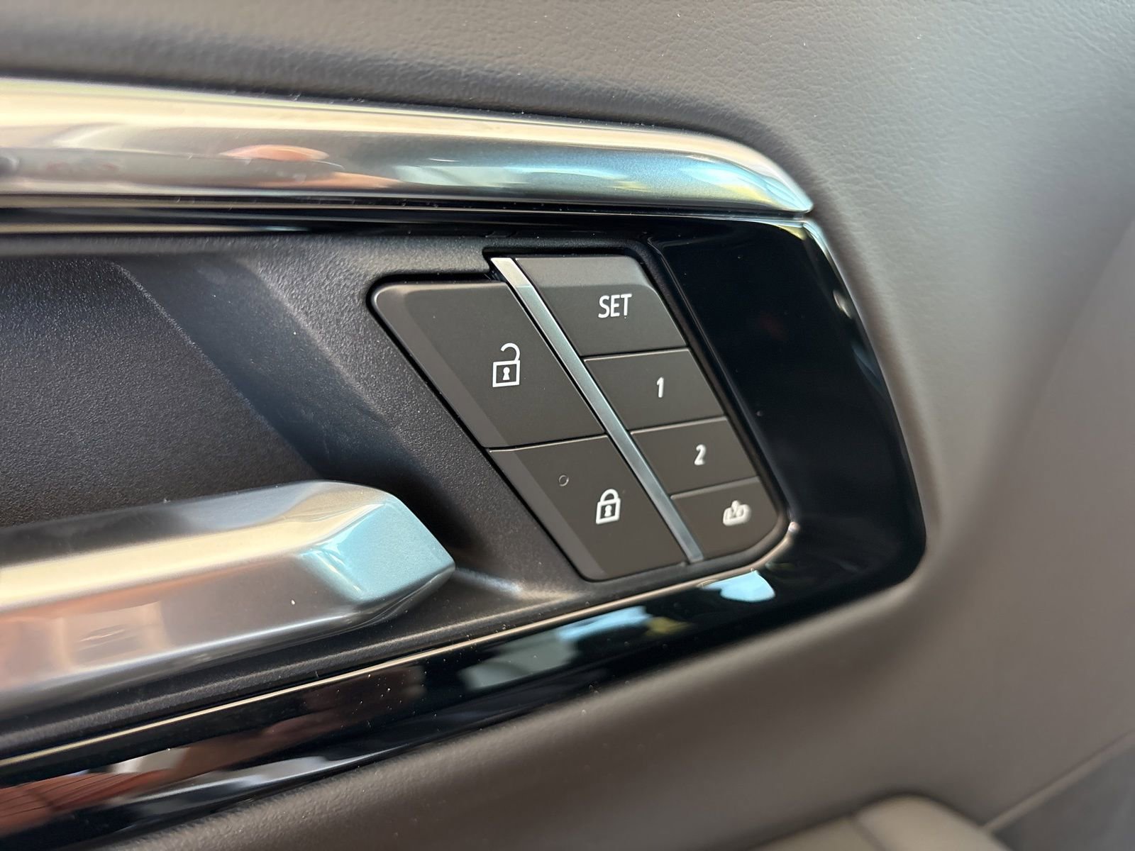 New 2026 Chevrolet Tahoe Z71 w/ Sun And Tow Package image 13