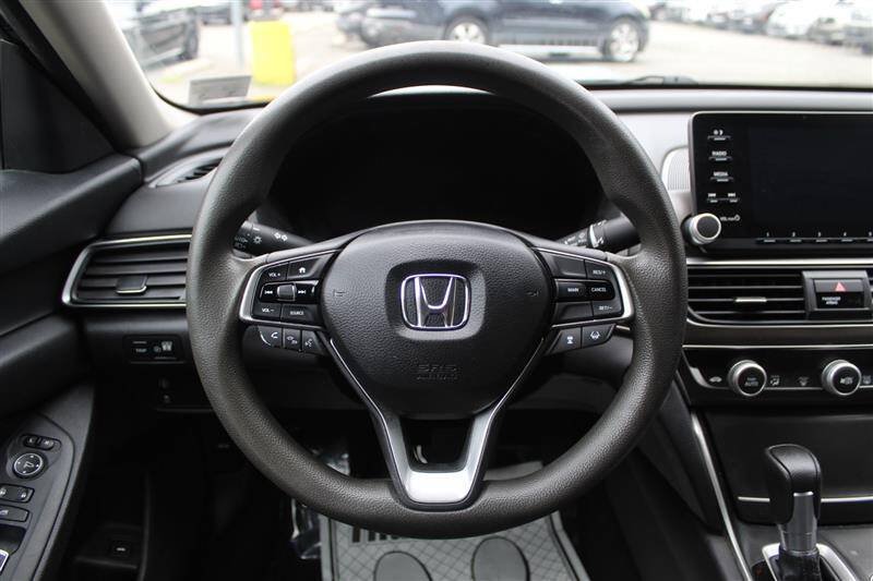 Used 2018 Honda Accord LX image 14