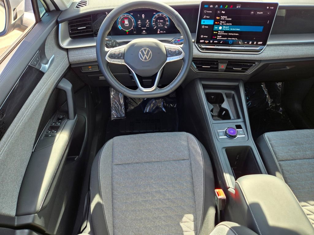 Certified 2025 Volkswagen Tiguan S AWD/4WD image 10