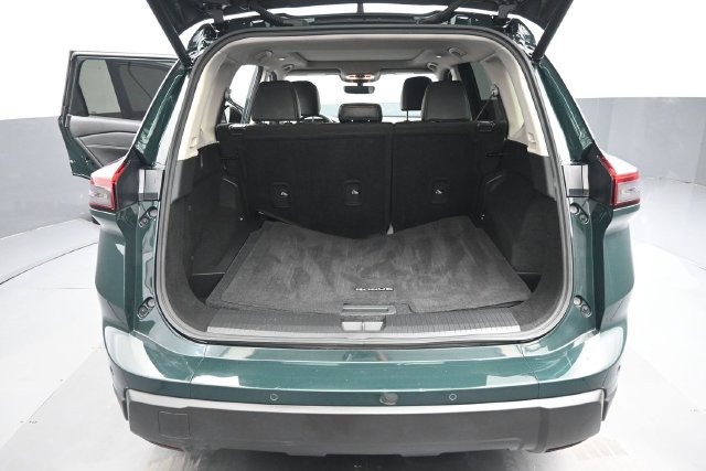Used 2026 Nissan Rogue Dark Armor FWD image 23