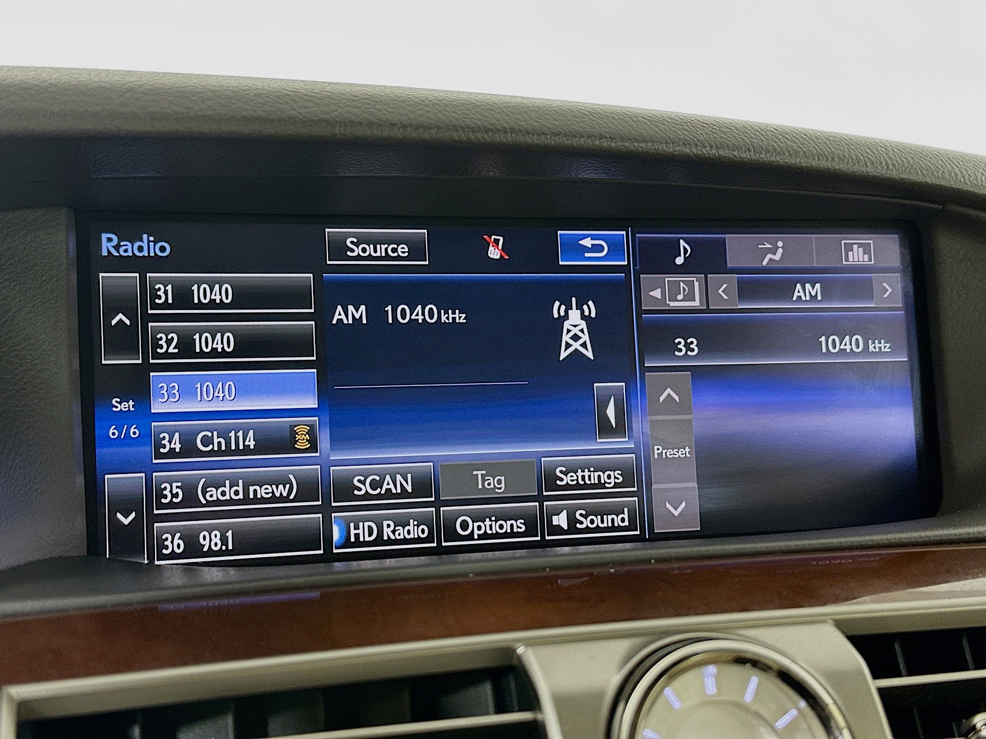 Used 2015 Lexus LS 460 AWD w/ Comfort Package image 15