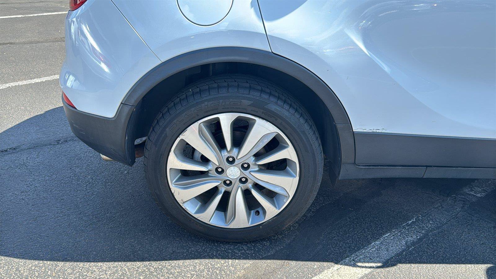 Used 2020 Buick Encore Preferred FWD image 6