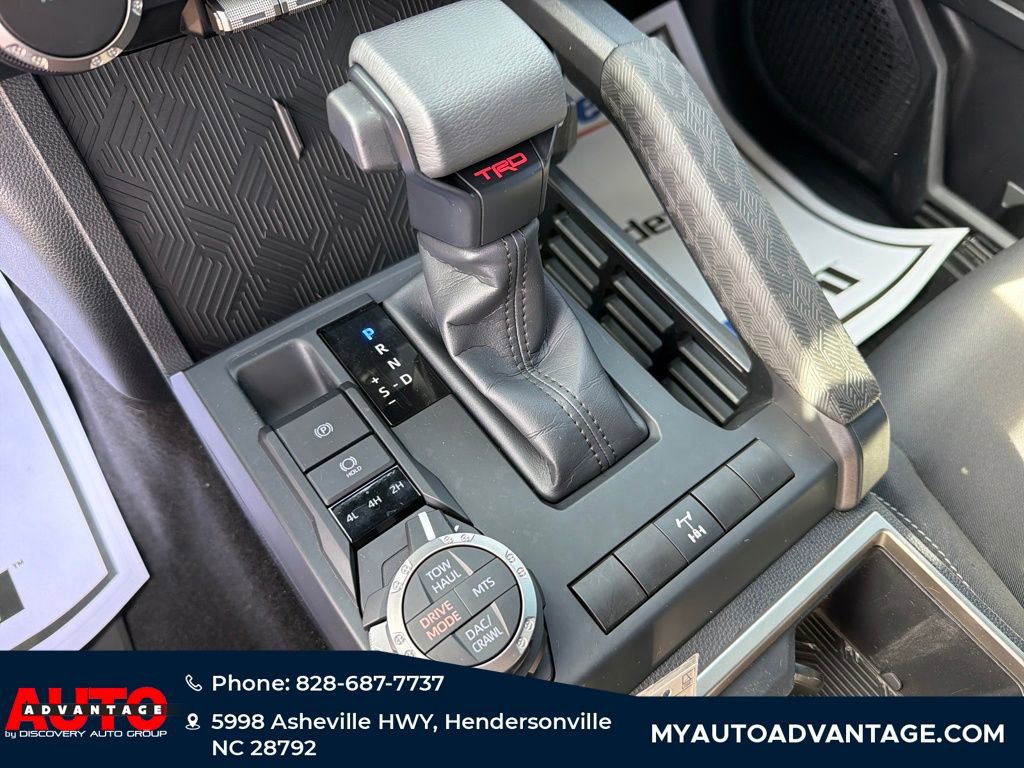 Used 2024 Toyota Tacoma TRD Off-Road AWD/4WD image 18
