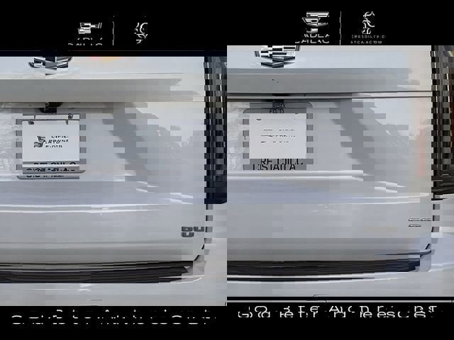 Used 2021 Cadillac Escalade Premium Luxury w/ Performance Package image 5