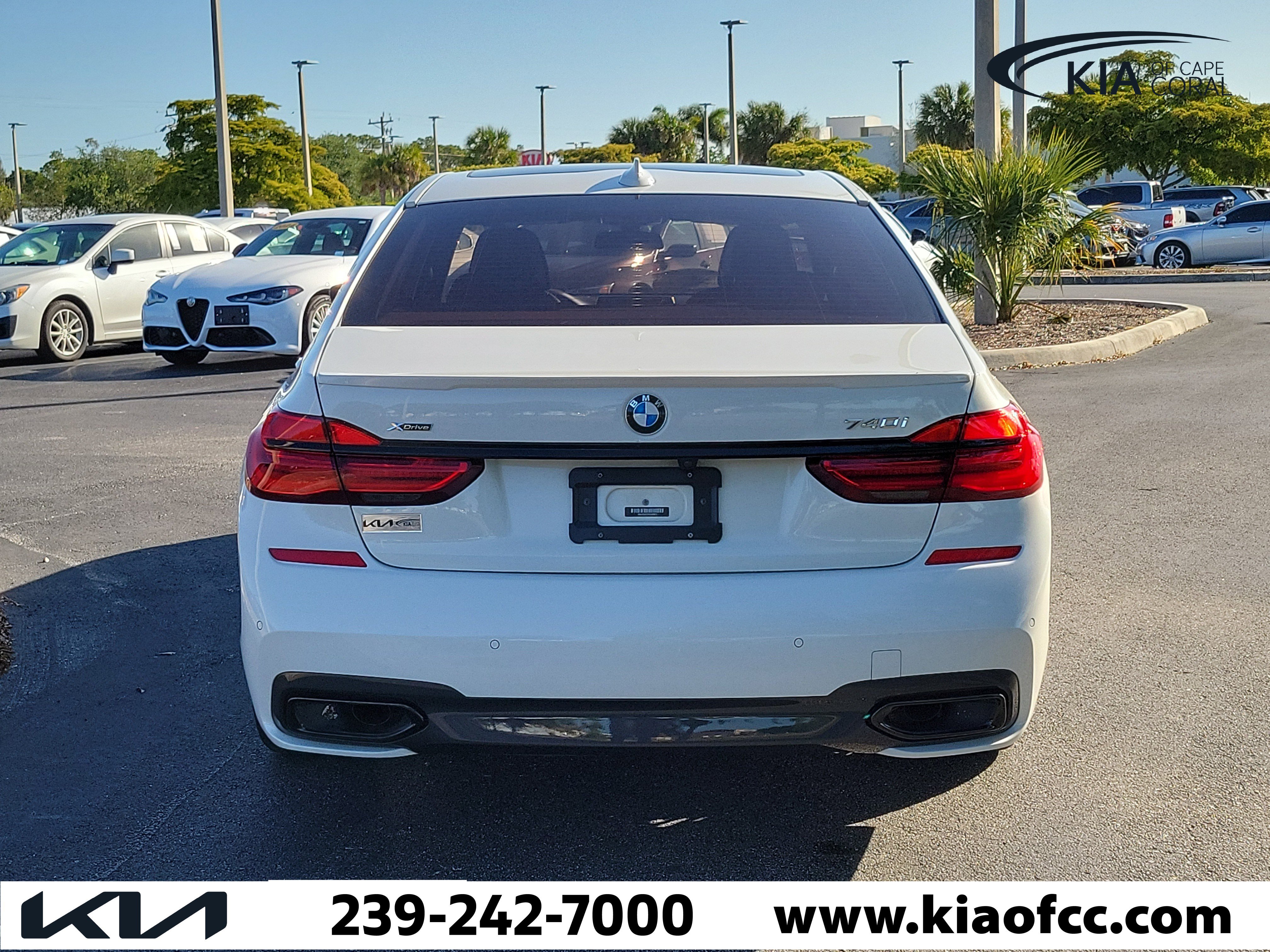 Used 2019 BMW 740i xDrive w/ Executive Package image 5