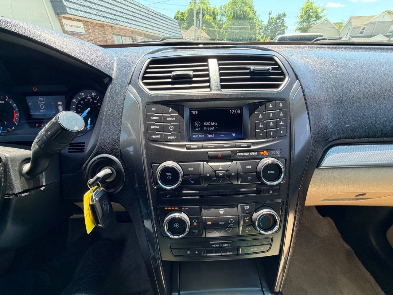 Used 2016 Ford Explorer 4WD image 4