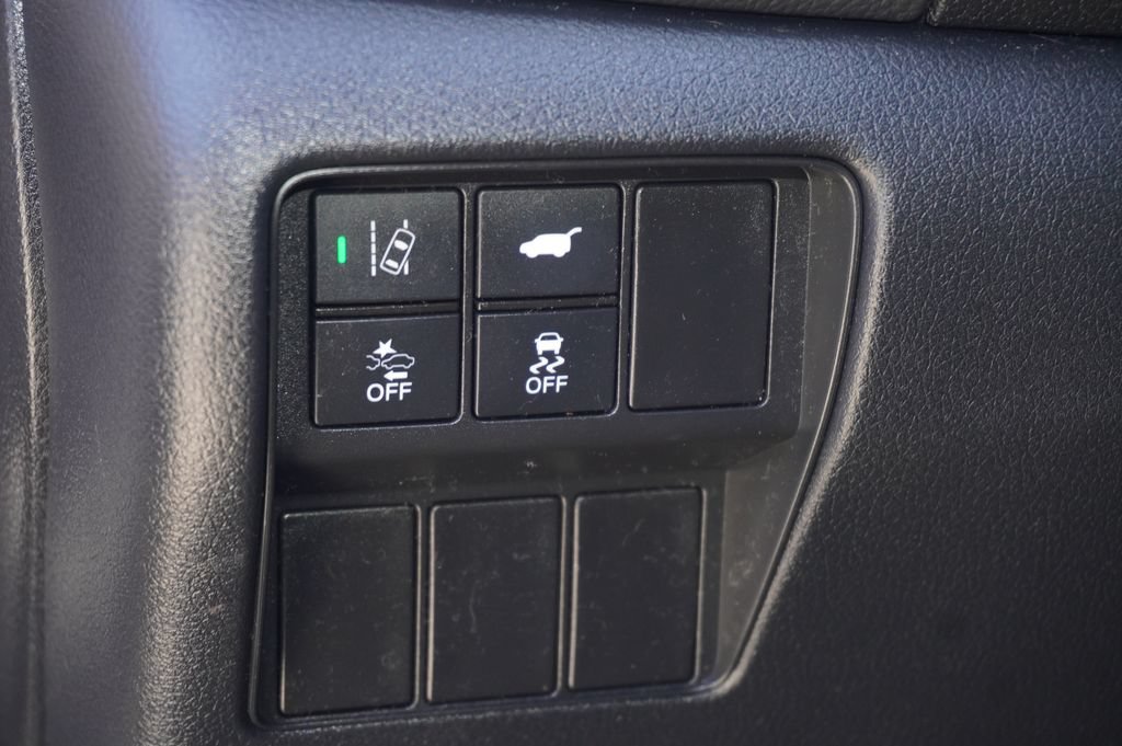 Used 2021 Honda CR-V EX-L image 13