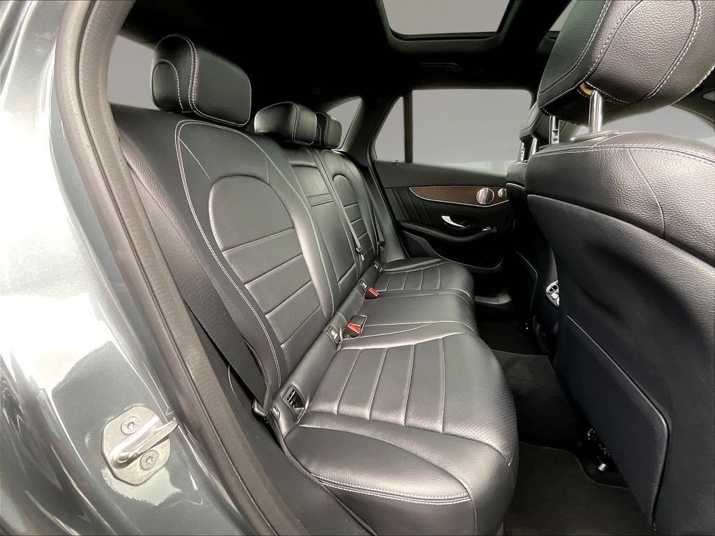 Used 2019 Mercedes-Benz GLC 300 4MATIC image 23