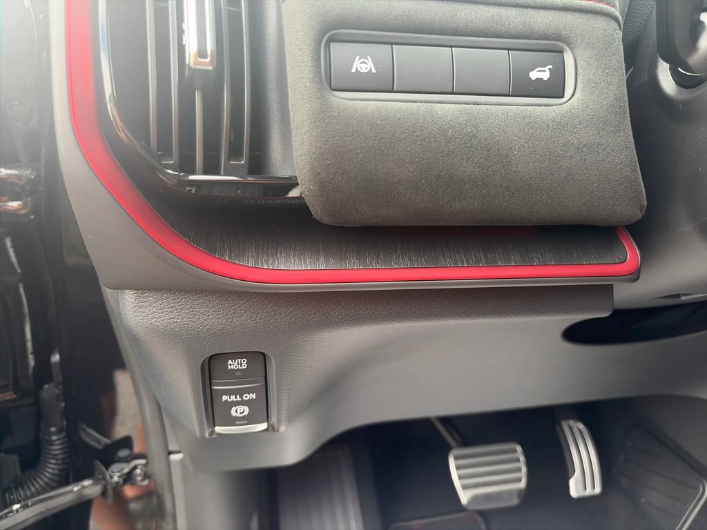 New 2026 Nissan Armada NISMO AWD/4WD image 33