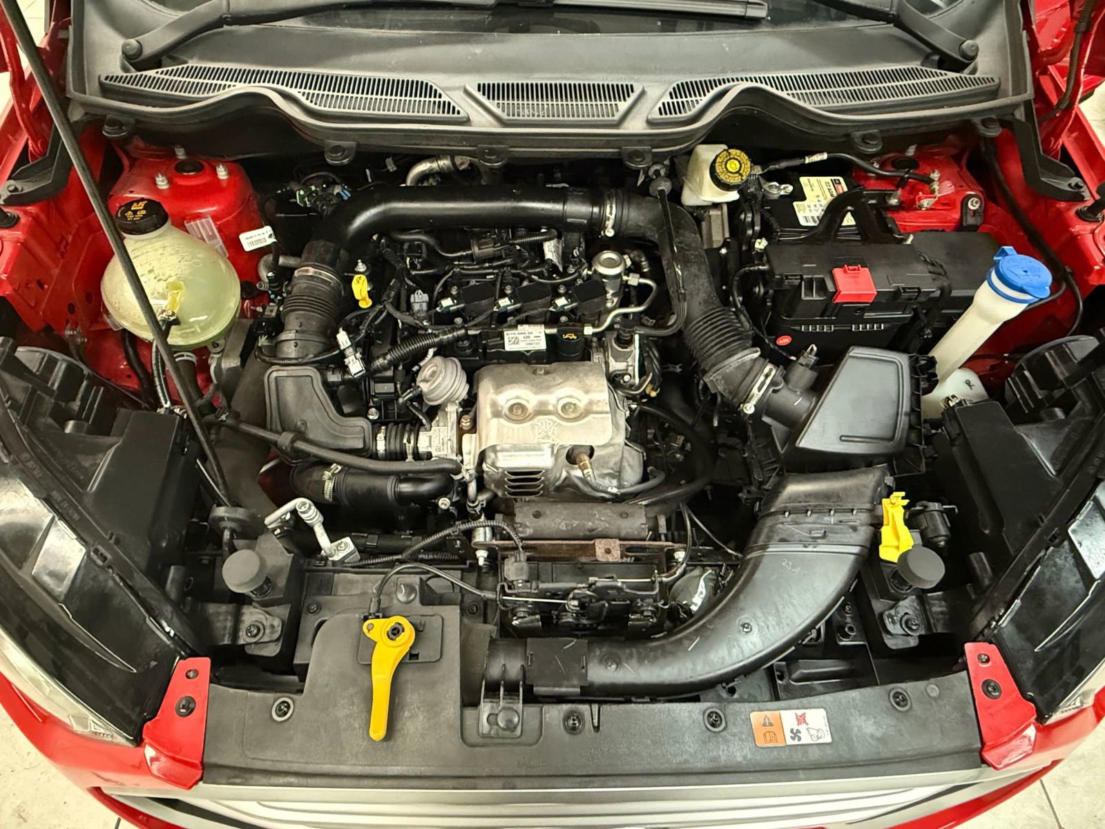 Used 2020 Ford EcoSport SE image 36