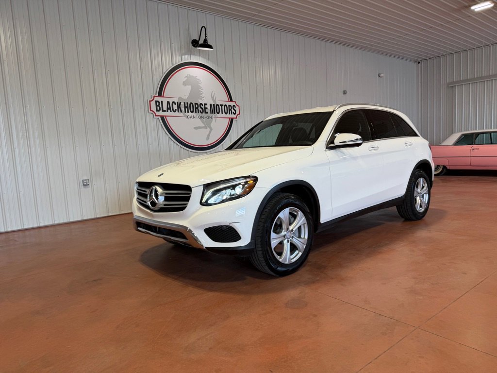 Used 2017 Mercedes-Benz GLC 300 4MATIC image 5