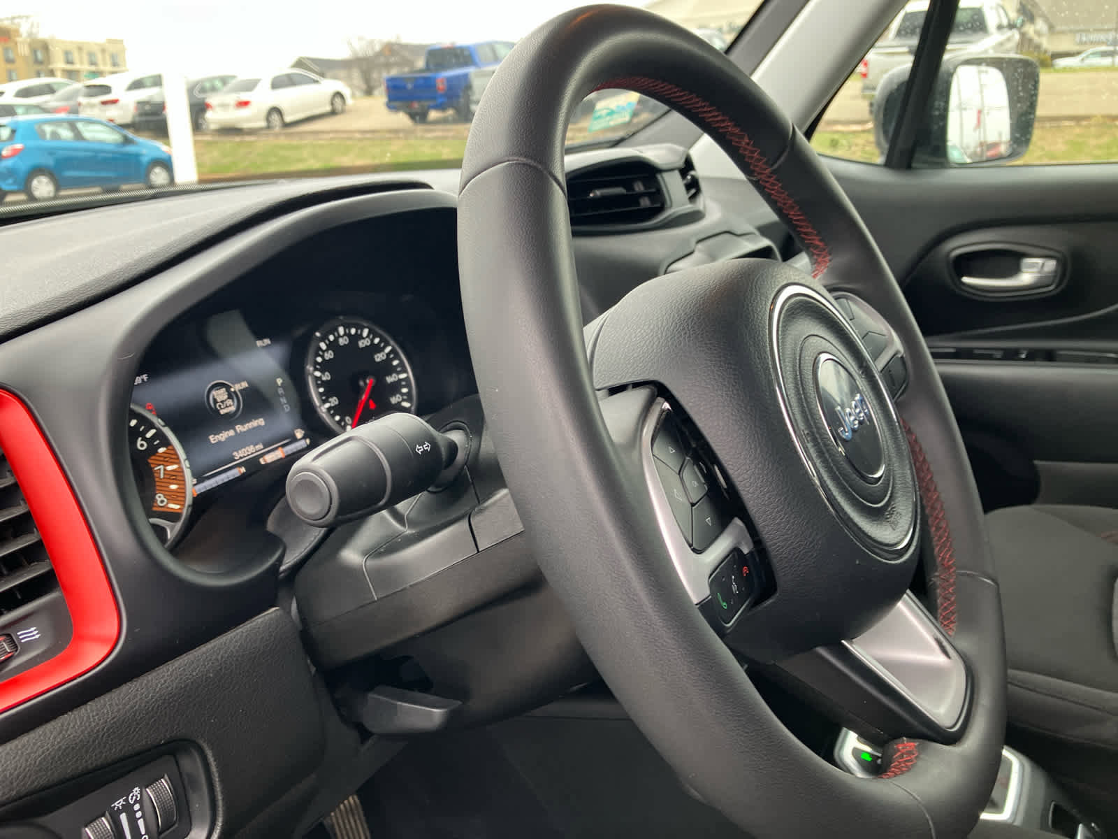 Used 2023 Jeep Renegade Trailhawk image 7