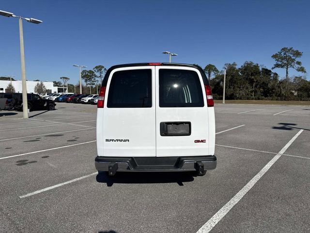 Used 2024 GMC Savana 2500 w/ Driver Convenience Package image 4