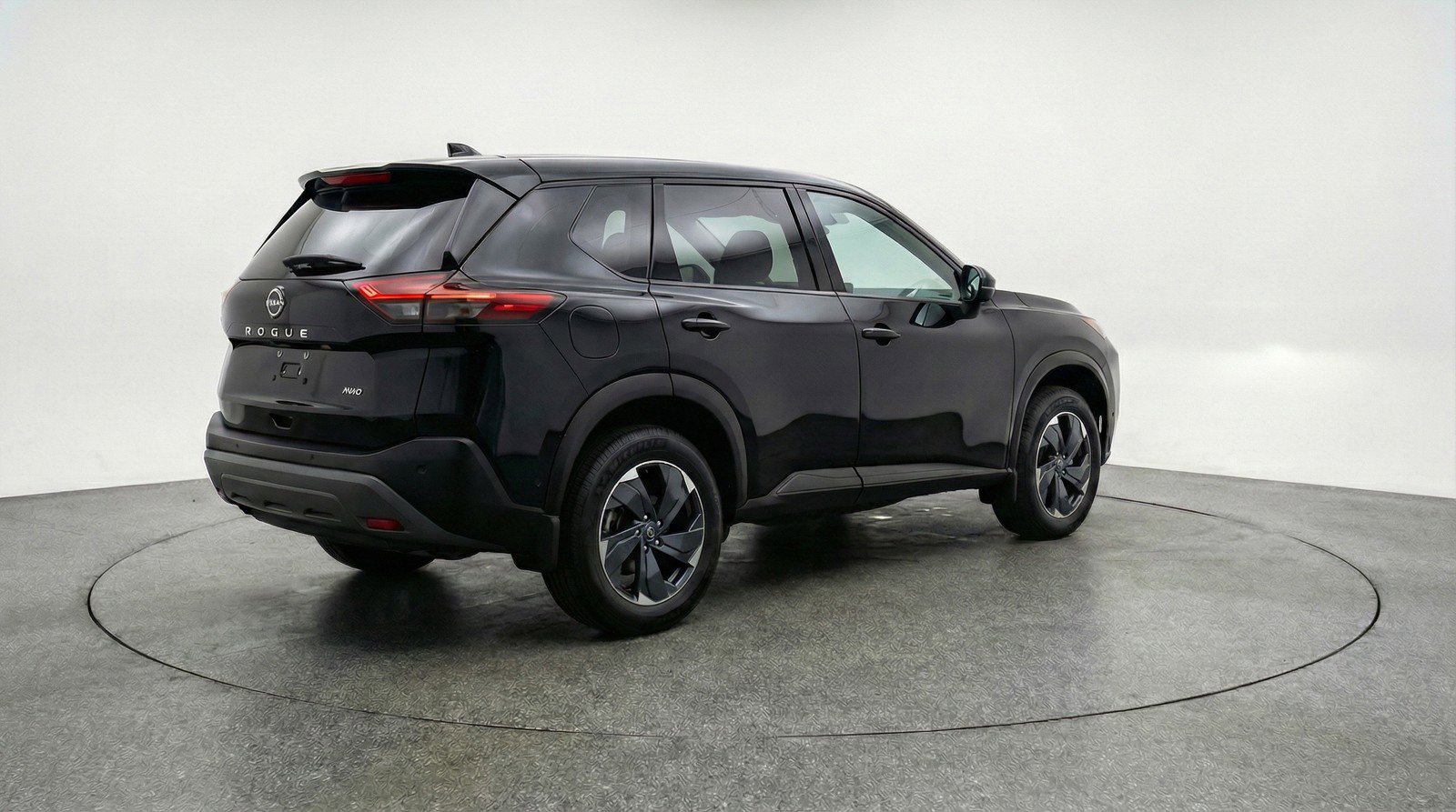 Used 2025 Nissan Rogue SV AWD/4WD image 7