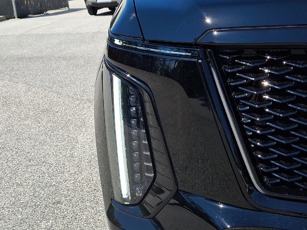 Certified 2026 Cadillac Escalade ESV V AWD/4WD image 10