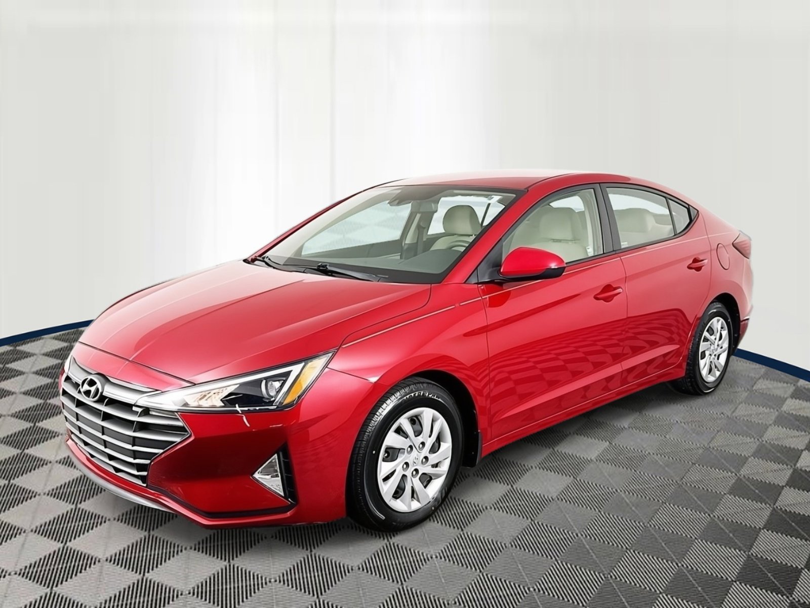 Used 2020 Hyundai Elantra SE w/ Cargo Package (C1)