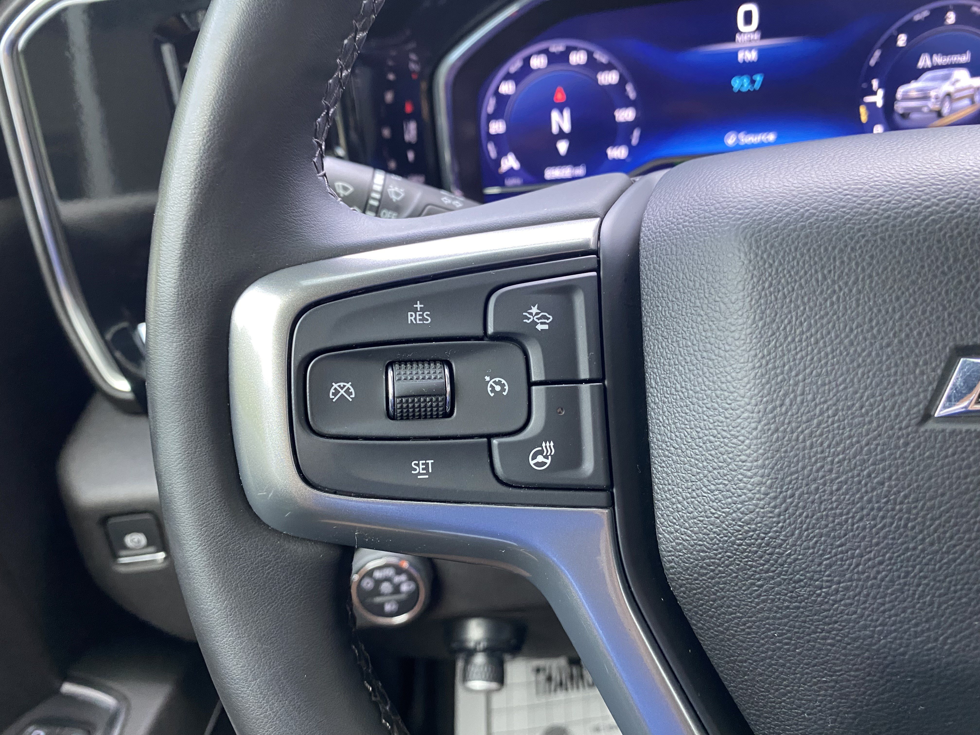 Used 2024 Chevrolet Silverado 1500 RST w/ Rally Edition RWD image 20