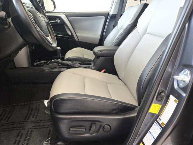 Used 2016 Toyota RAV4 Limited AWD/4WD image 21