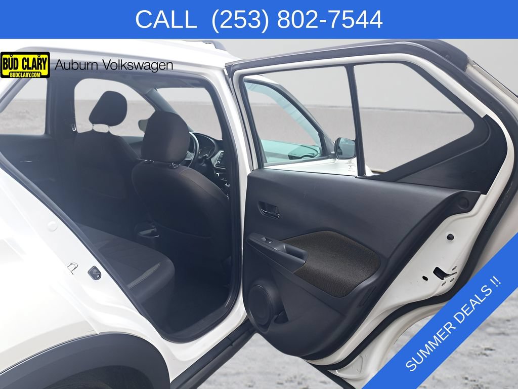 Used 2019 Nissan Kicks SV w/ Exterior Package FWD image 15
