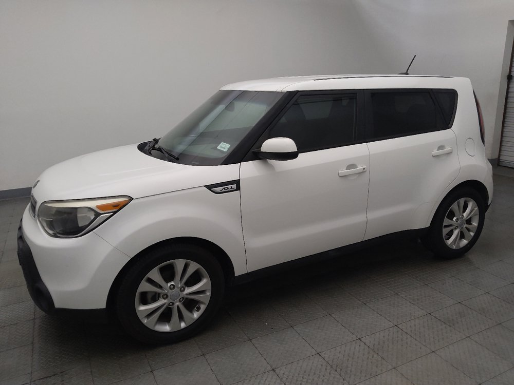Used 2015 Kia Soul + w/ Audio Package FWD image 2