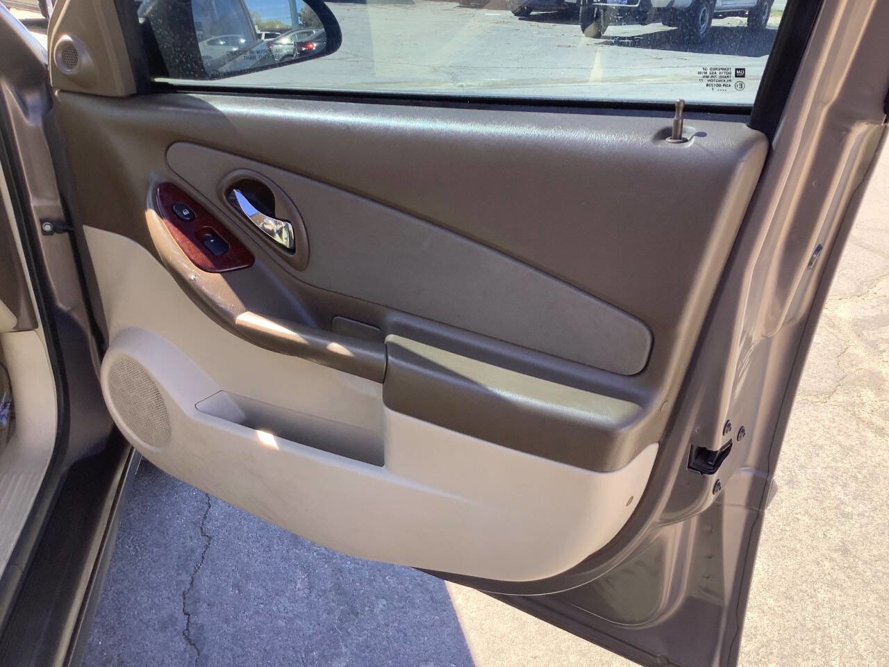 Used 2007 Chevrolet Malibu LS FWD image 30