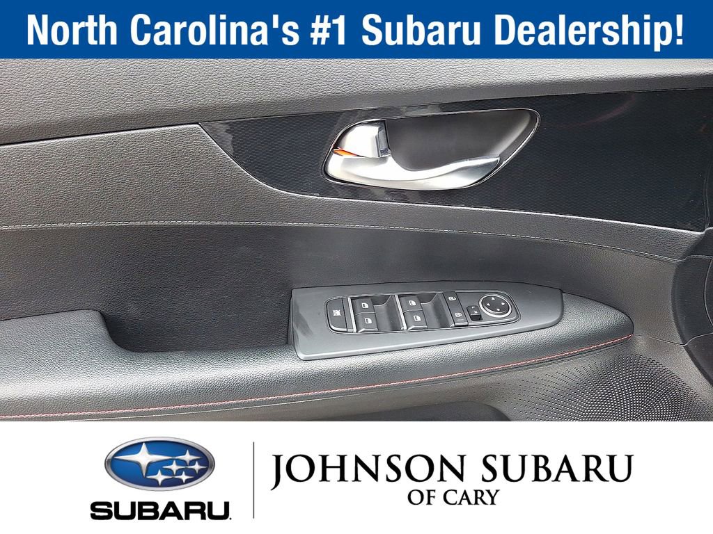 Used 2021 Kia Forte GT image 11