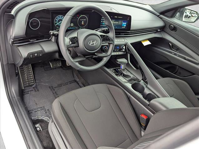 New 2026 Hyundai Elantra Sport image 3