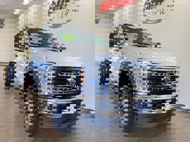 New 2026 Ford F550 4x4 Regular Cab Super Duty w/ XL Chrome Package image 2