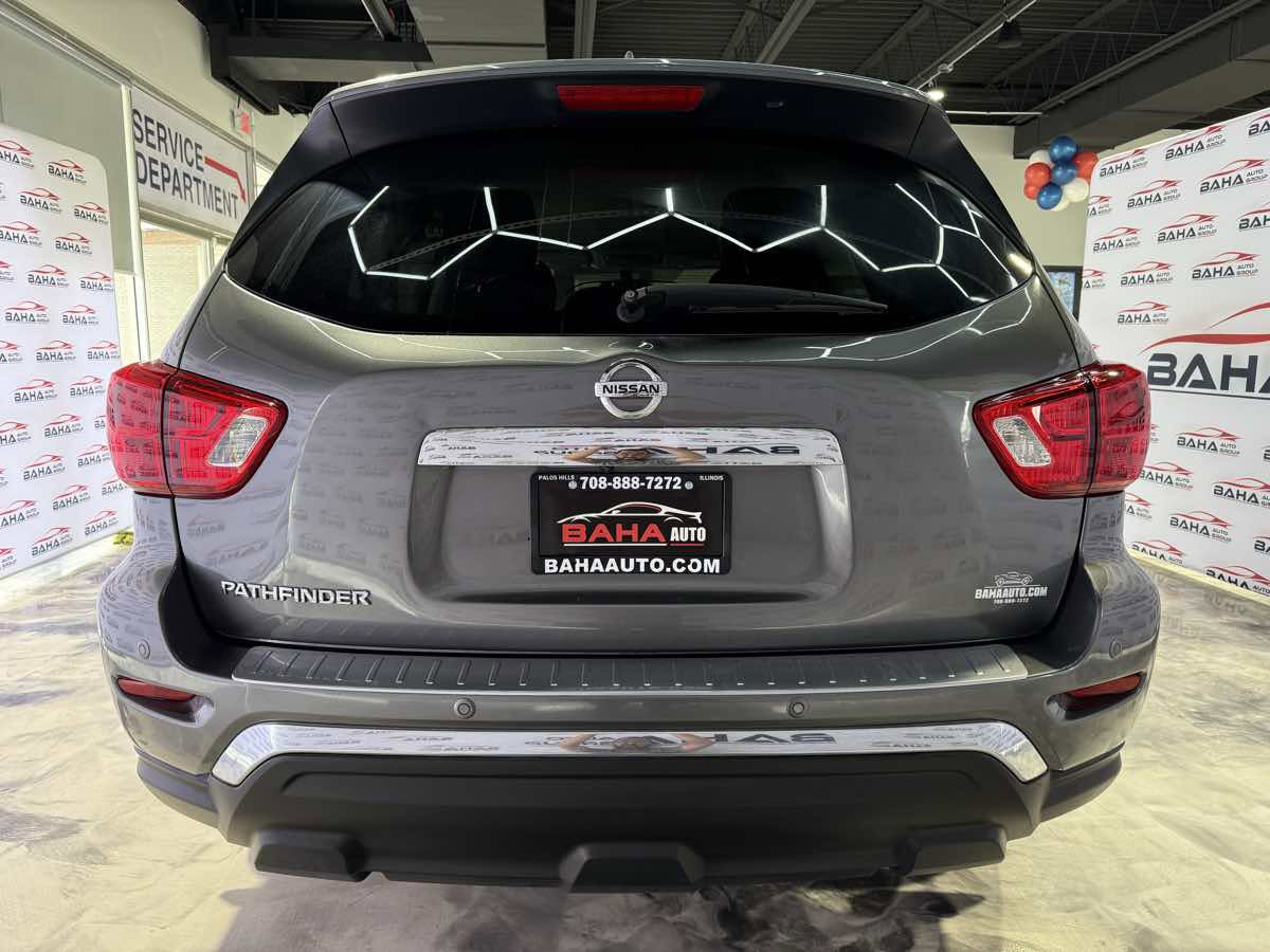 Used 2020 Nissan Pathfinder S FWD image 9