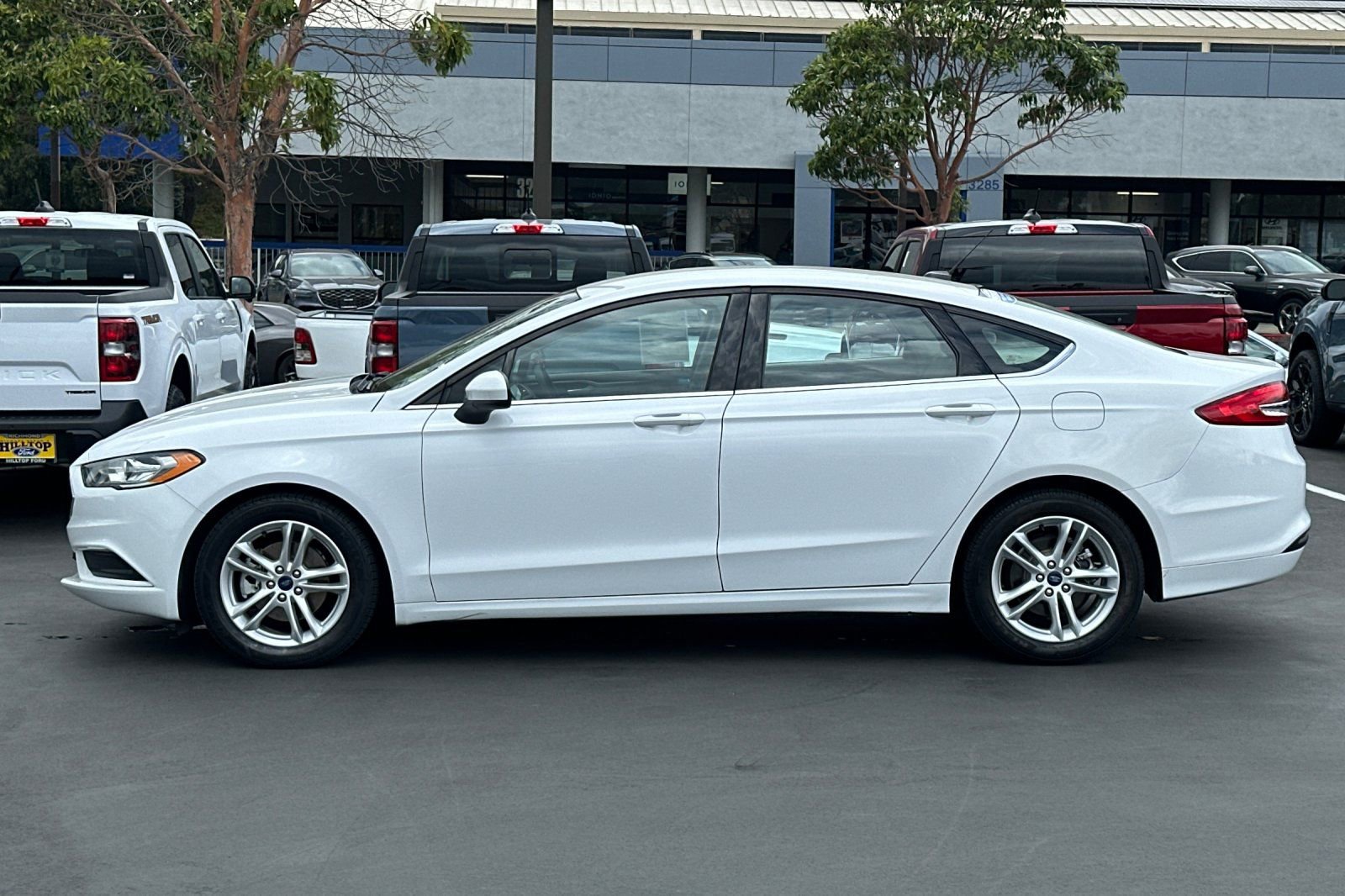 Certified 2018 Ford Fusion SE image 9