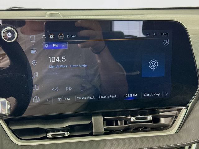 Used 2025 Chevrolet Equinox LT FWD image 14