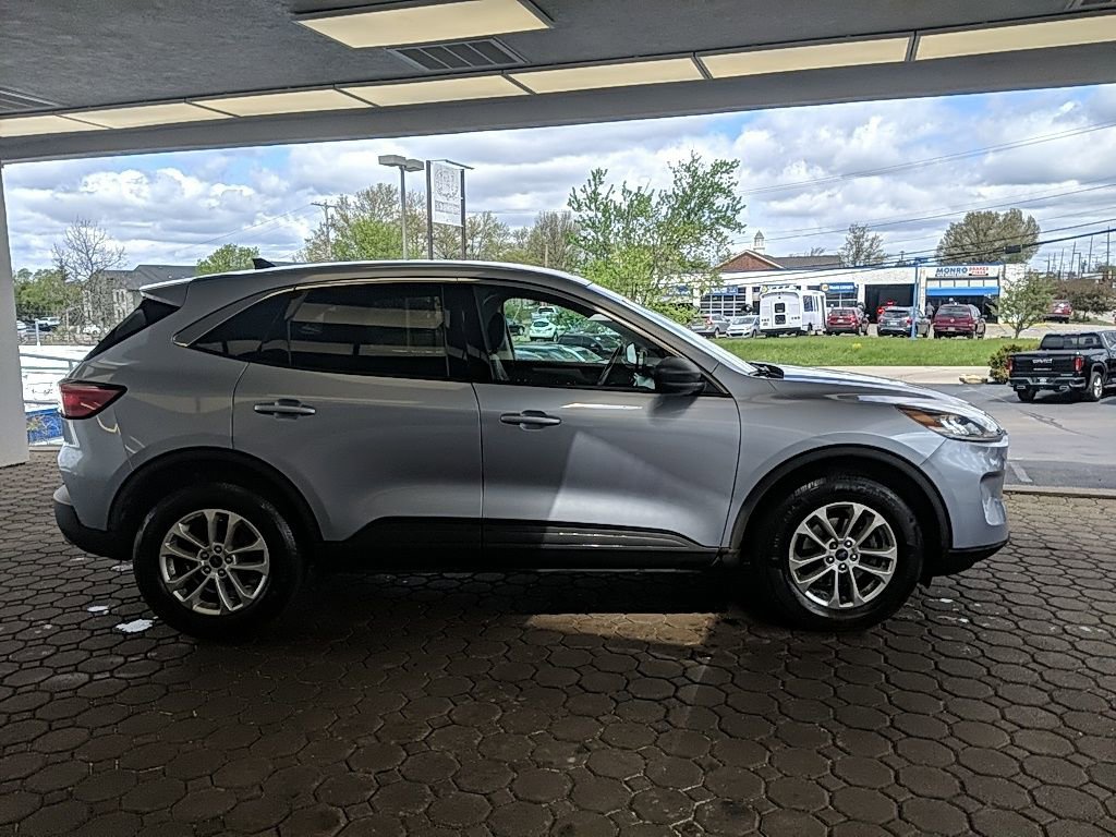 Used 2022 Ford Escape SE w/ Convenience Package image 5