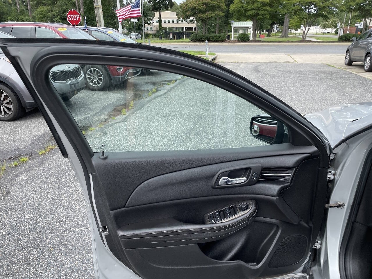 Used 2014 Chevrolet Malibu LT FWD image 9