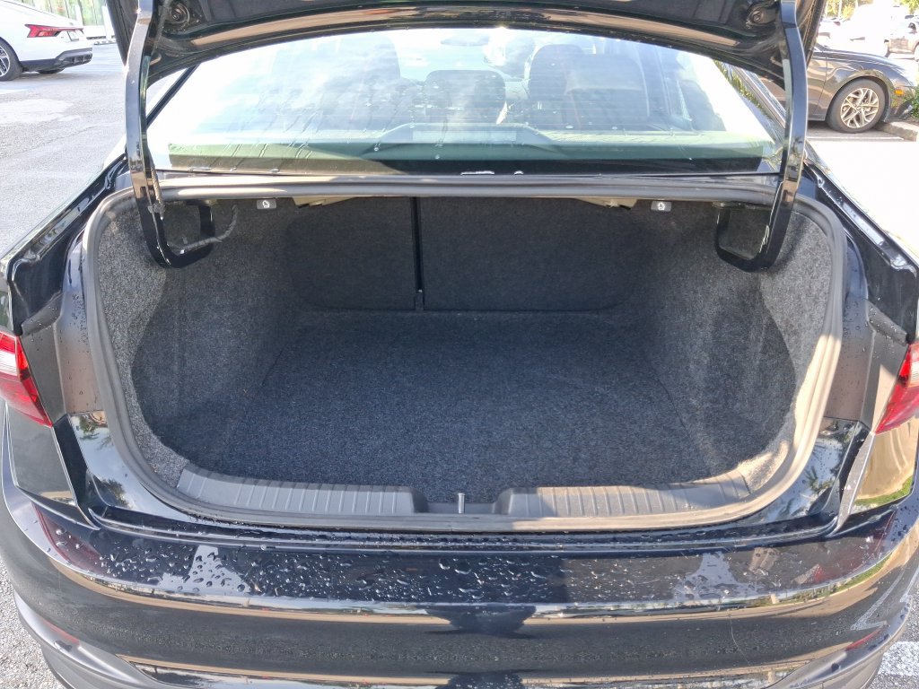 Used 2024 Volkswagen Jetta S FWD image 13