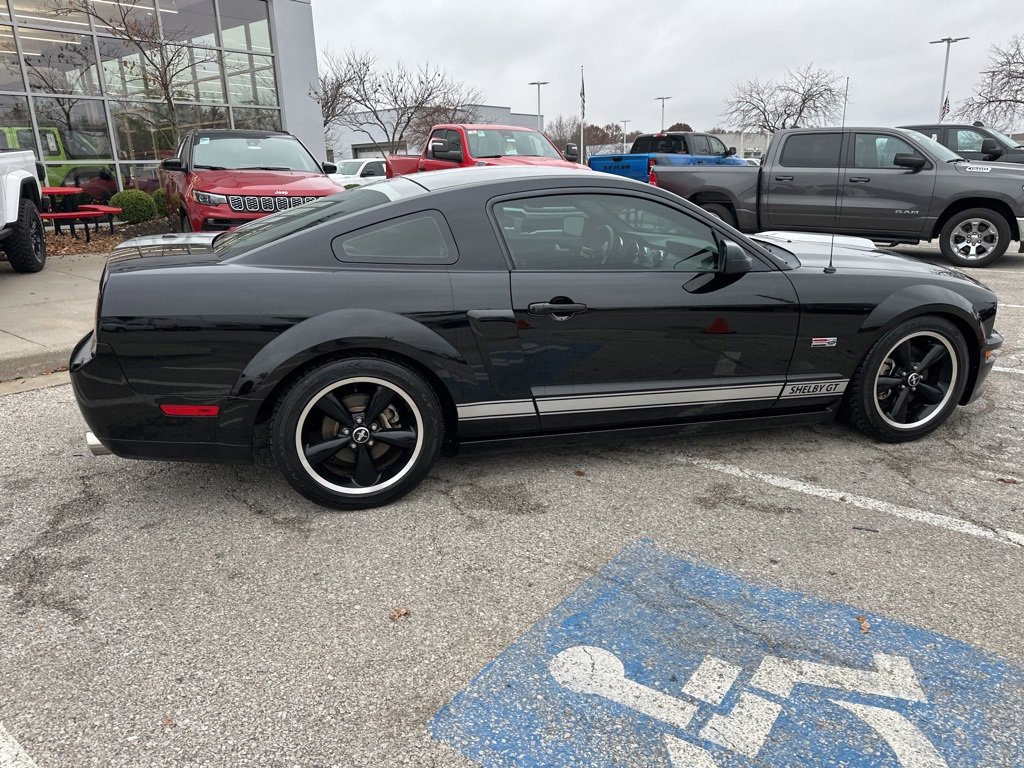 Used 2007 Ford Mustang GT Premium image 32
