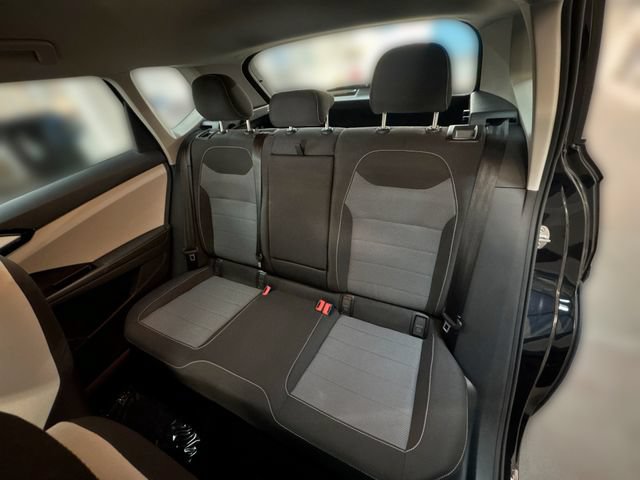Certified 2025 Volkswagen Taos S AWD/4WD image 24