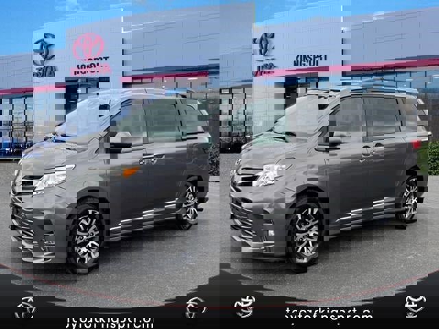 Used 2020 Toyota Sienna XLE